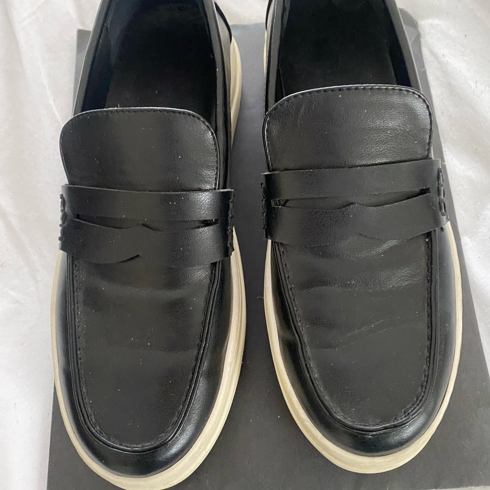 J/Slide NYC black loafer Sz 8.5